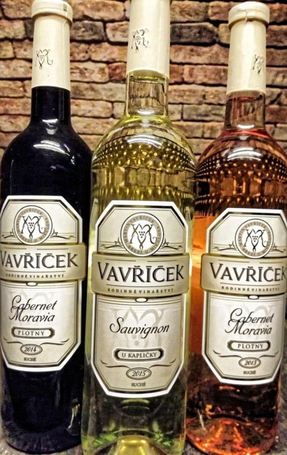 Penzion A Vinarstvi Vavricek Brezi Luaran gambar